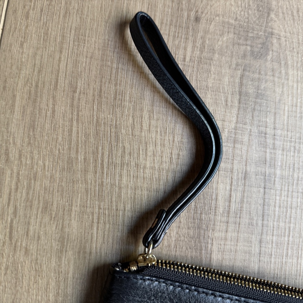 Kate Spade Black Leather Wristlet Pebbled 6.5x4” 2 Zip Compartments - Picture 7 of 13